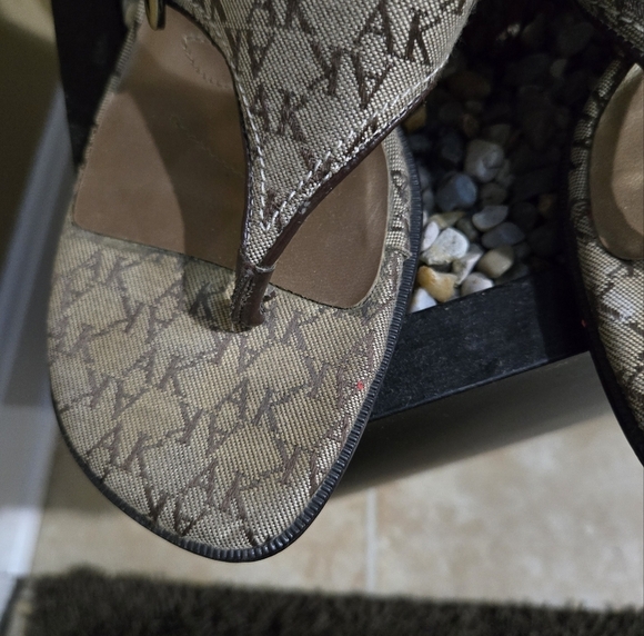 Anne Klein Signature Heeled Thong Sandals - Picture 2 of 8